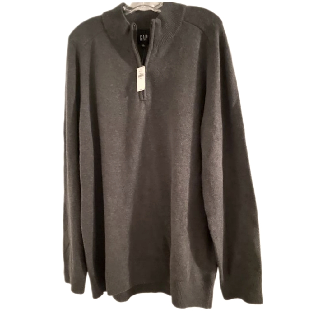 NWT Mens Sweater